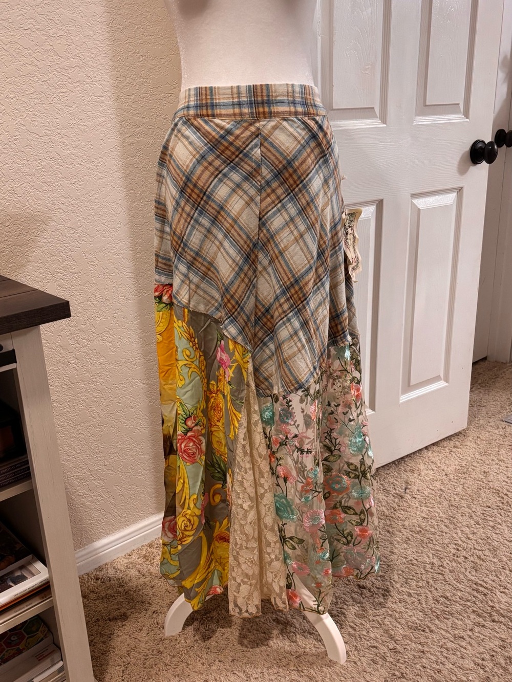 NWT!!💕🌷Aratta western babe Bohemian Patchwork Maxi Skirt in Plaid and Floral